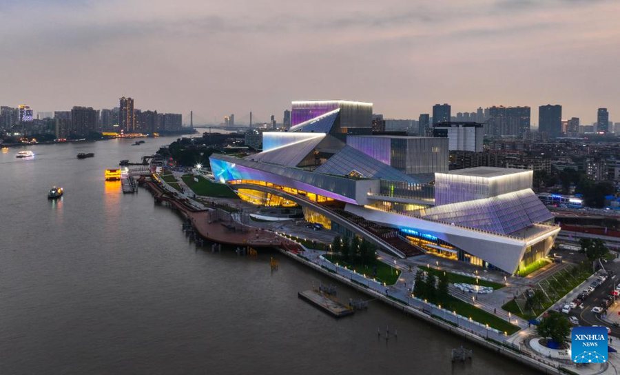 Il Bai'etan Greater Bay Area Art Center aprirà al pubblico a Guangzhou